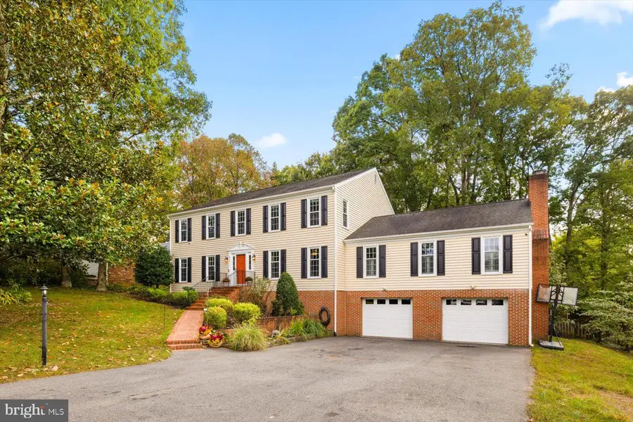 616 Winterberry Dr, Fredericksburg, VA 22405 - Image #3