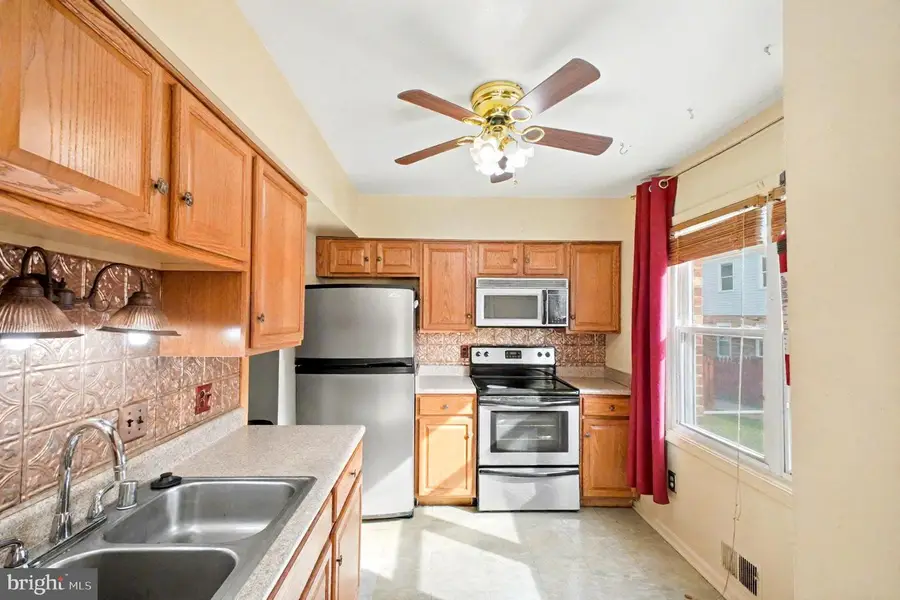 64 Bristol Ct, Stafford, VA 22556 - Image #2