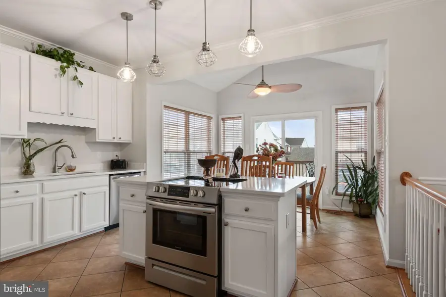 8 Fulton Dr, Stafford, VA 22554 - Image #3