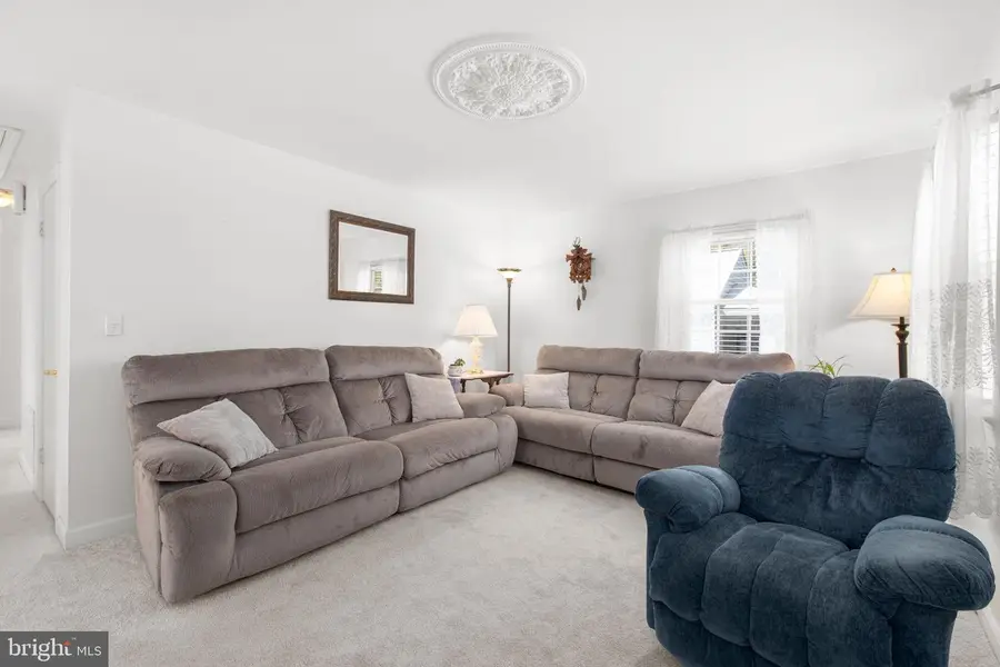 918 Northside Dr, Fredericksburg, VA 22405 - Image #2