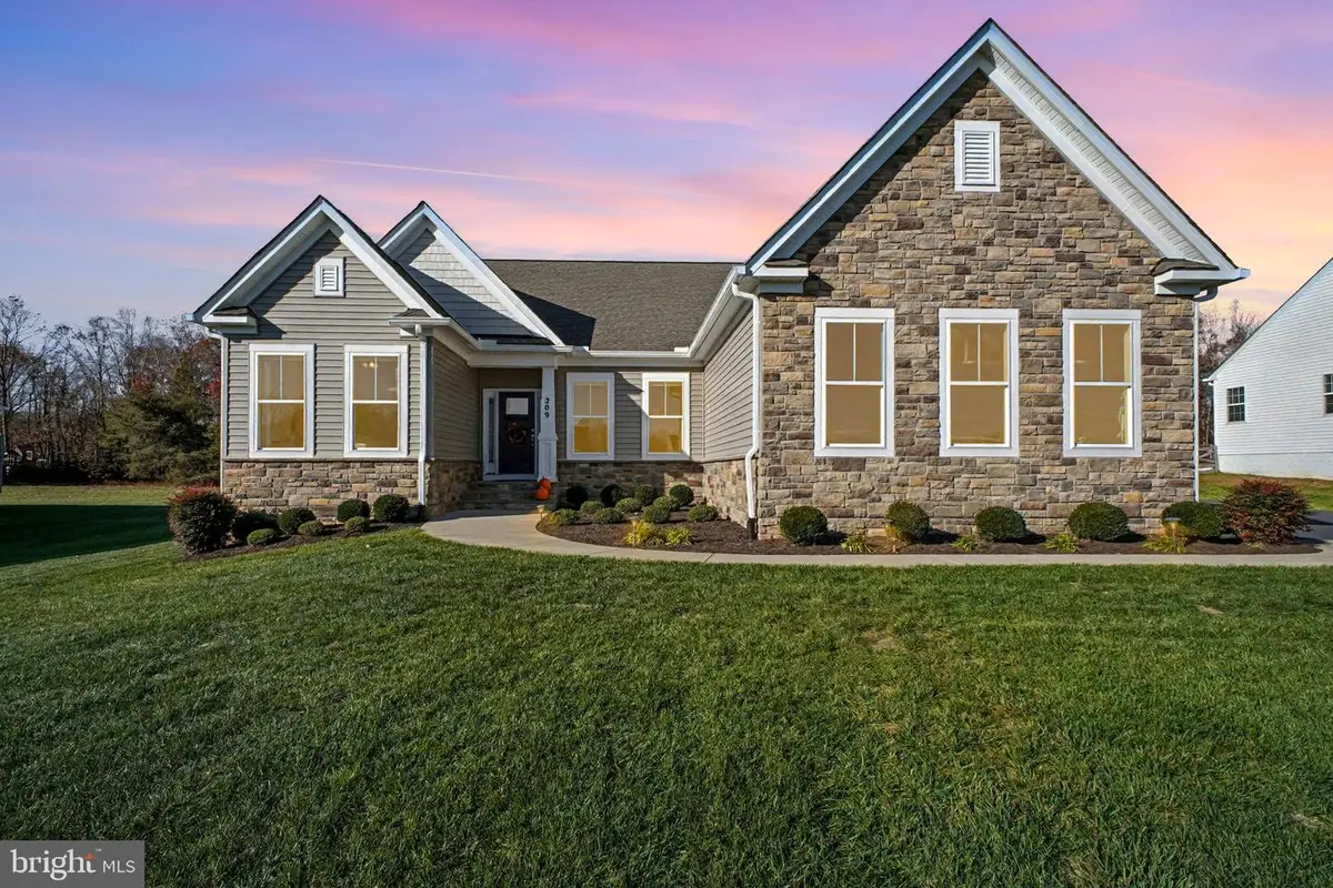 209 Liberty Hall Dr, Fredericksburg, VA 22406 - Image #1