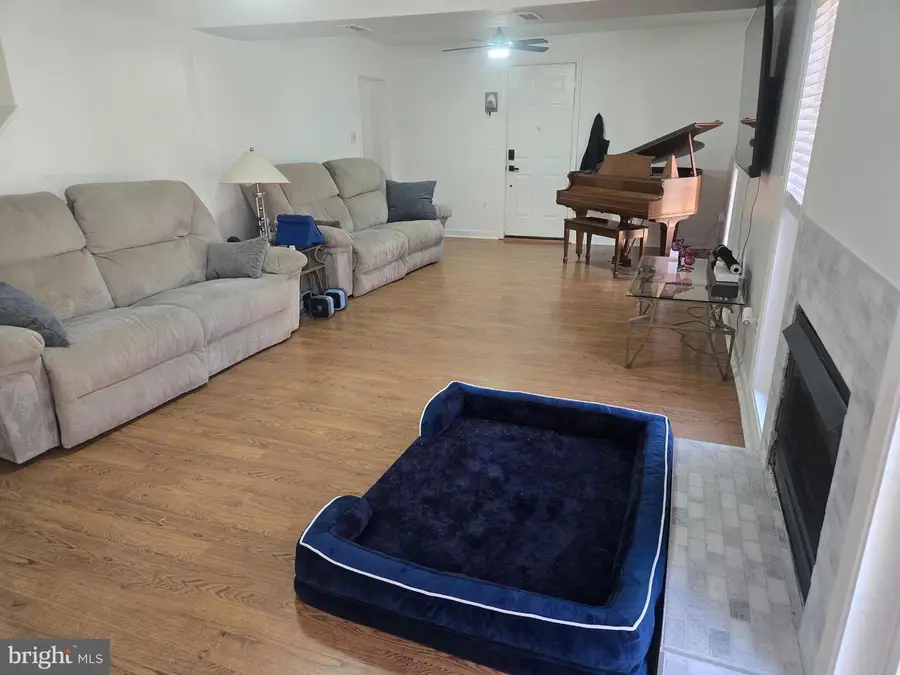 45 Moorwood Dr, Fredericksburg, VA 22406 - Image #3