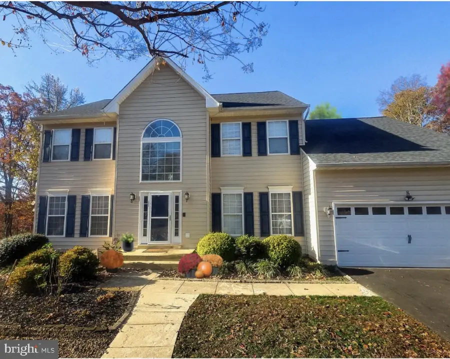 8 Oak Crest Ct, Fredericksburg, VA 22405 - Image #2