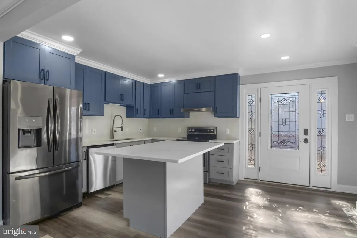 5 Breezy Hill Dr, Stafford, VA 22556 - Image #1