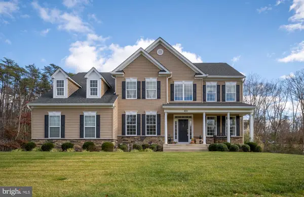 421 Long Meadow Dr, FREDERICKSBURG, VA 22406