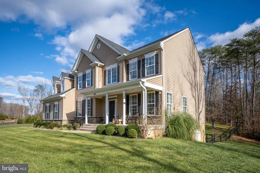 421 Long Meadow Dr, Fredericksburg, VA 22406 - Image #2