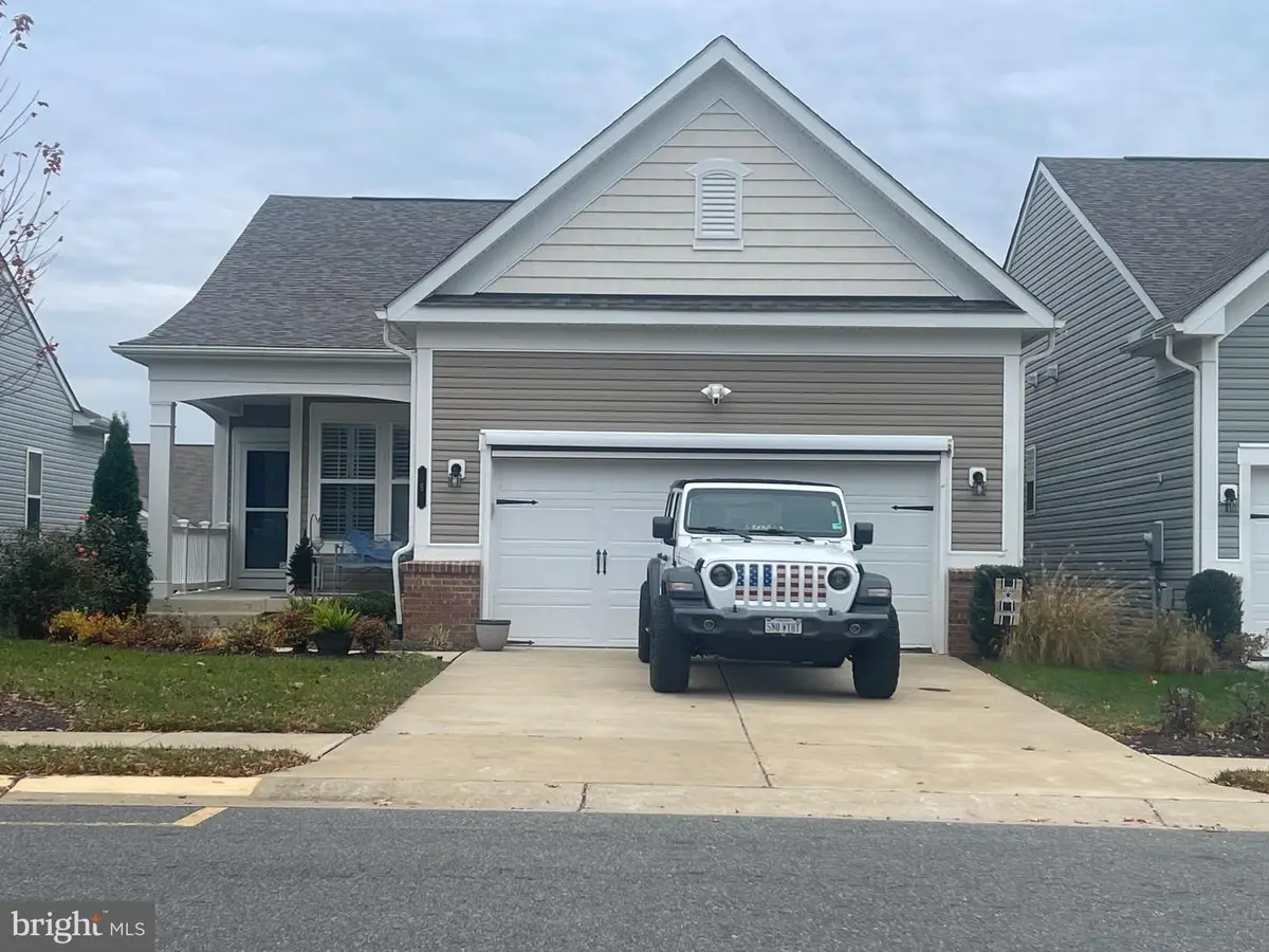 5 Mcquarie Dr, Fredericksburg, VA 22406 - Image #1