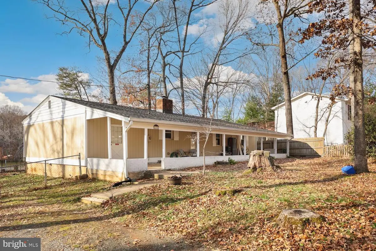 1138 Lakeview Dr, Stafford, VA 22556 - Image #1