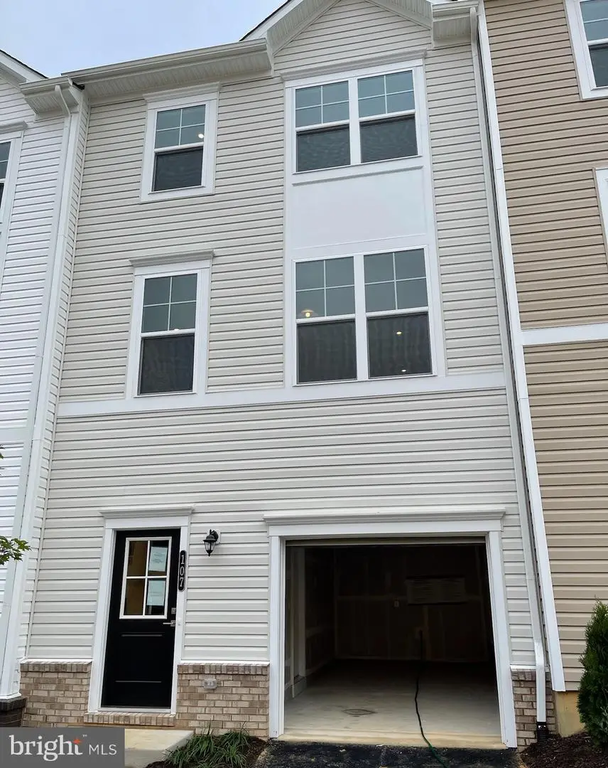107 Cates Ln, Stafford, VA 22554 - Image #1