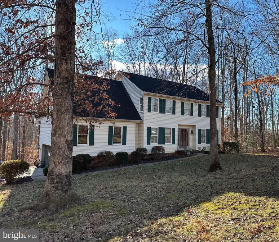 57 Holly Berry Rd, Fredericksburg, VA 22406 - Image #2