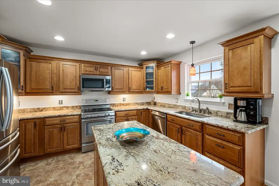 28 Basalt Dr, Fredericksburg, VA 22406 - #2