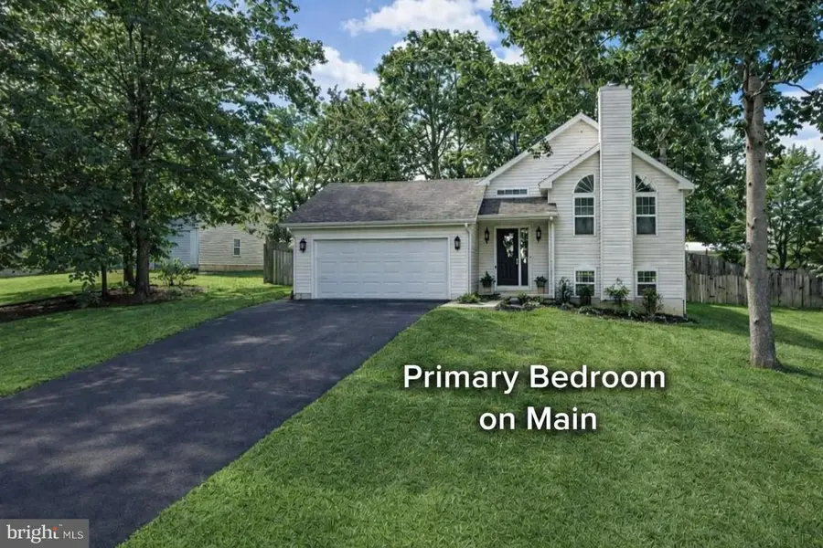 9 Brentwood Ln, Fredericksburg, VA 22405 - Image #2