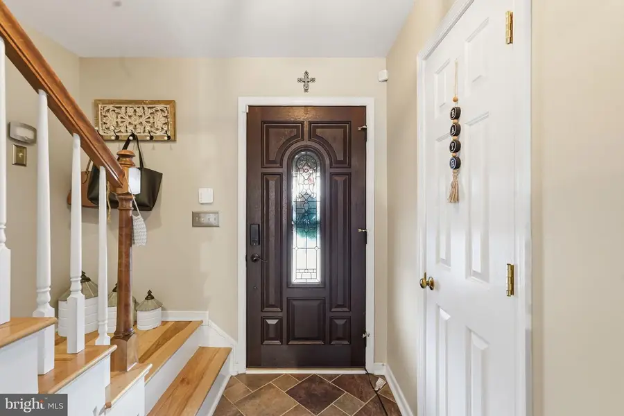 2076 Aquia Dr, Stafford, VA 22554 - Image #3