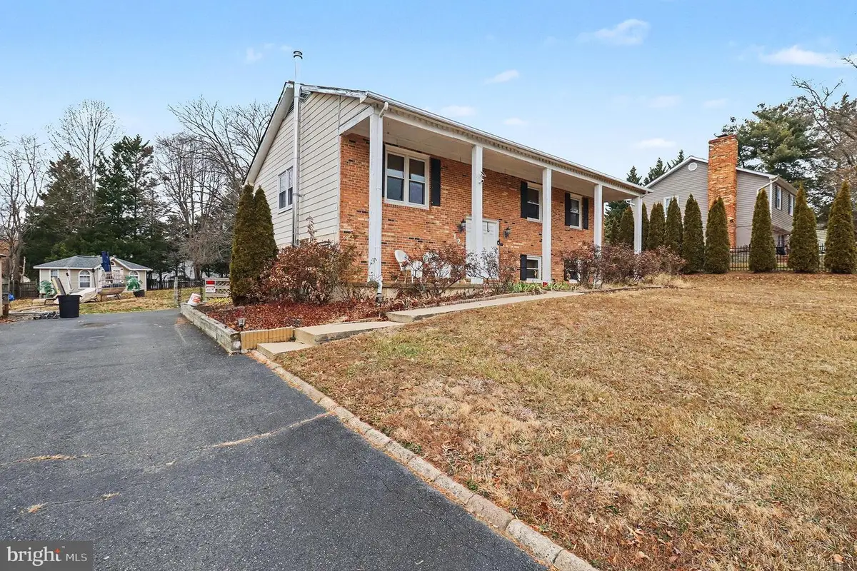 121 Shenandoah Ln, Stafford, VA 22554 - Image #1