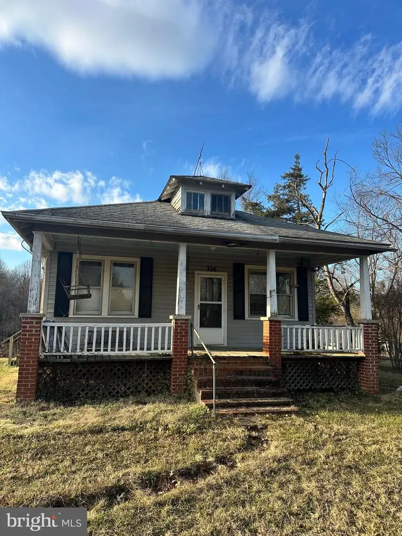 316 Greenbank Rd, Fredericksburg, VA 22406 - Image #1