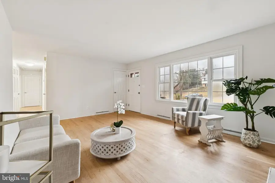 28 Ridgemore Cir, Fredericksburg, VA 22405 - Image #2