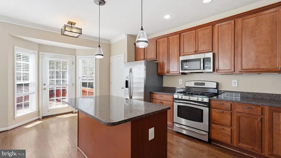 101 Coral Reef Ct, Stafford, VA 22554 - #3