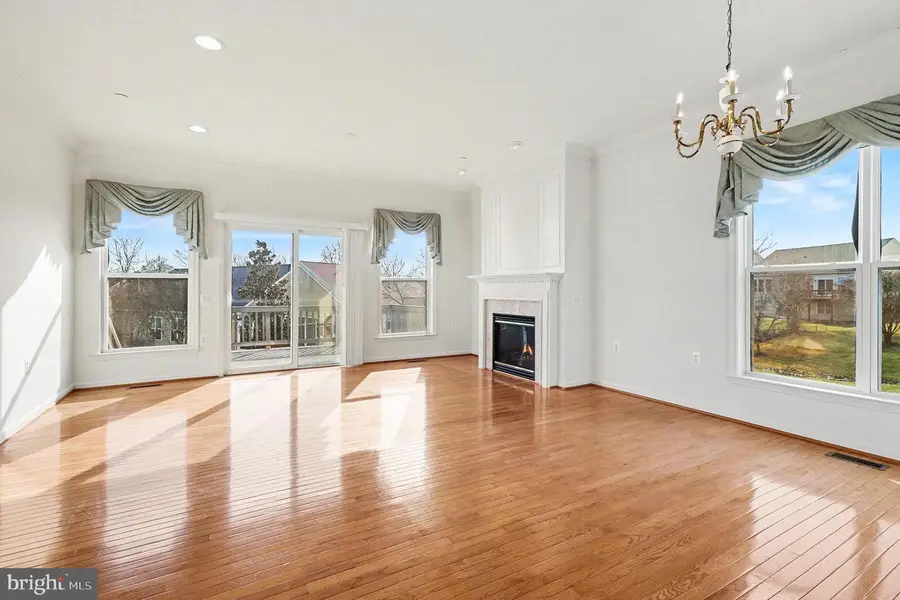 11 Carson Dr, Fredericksburg, VA 22406 - Image #3