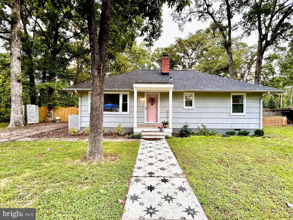 10 Blair Rd, Fredericksburg, VA 22405 - Image #1