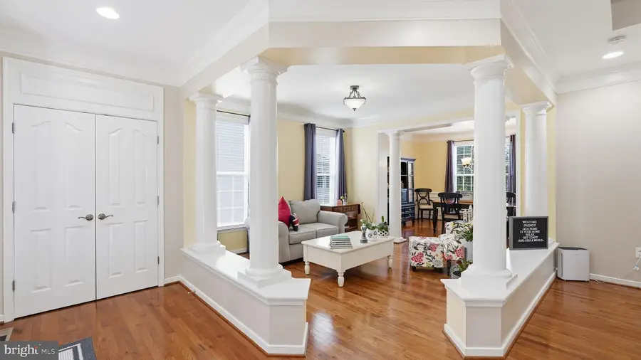 42 Palisades Dr, Stafford, VA 22554 - Image #2