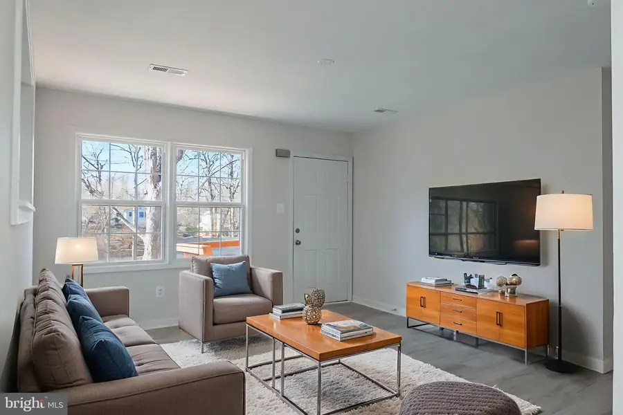 10 Rosewood St, Fredericksburg, VA 22405 - Image #2