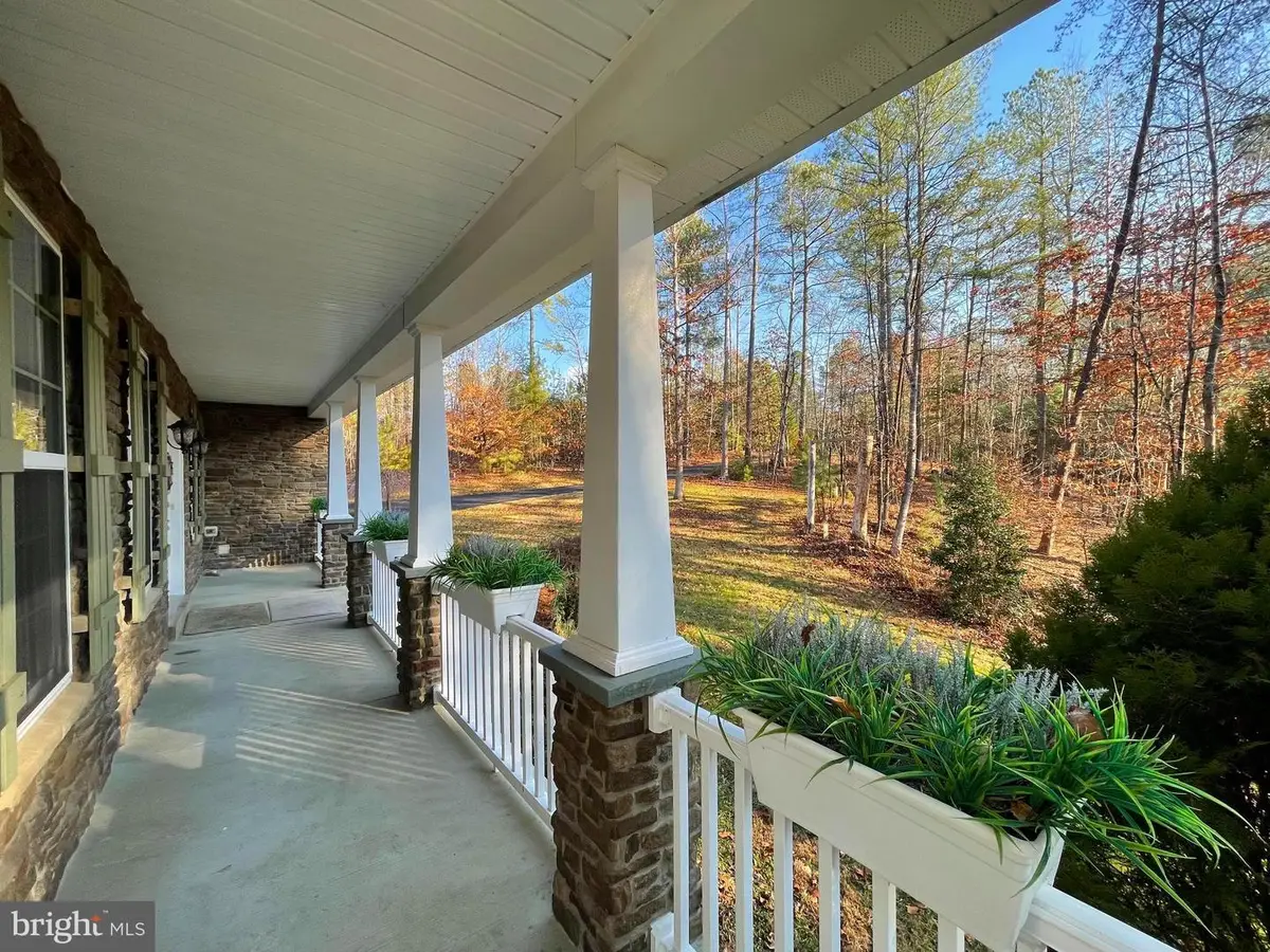 53 Queen Laurens Ct, Fredericksburg, VA 22406 - Image #1