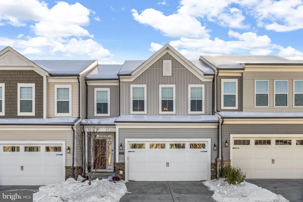 225 Smokebush Dr, Stafford, VA 22554 - #1