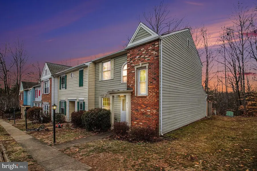 211 Wind Ridge Dr, Stafford, VA 22554 - #2