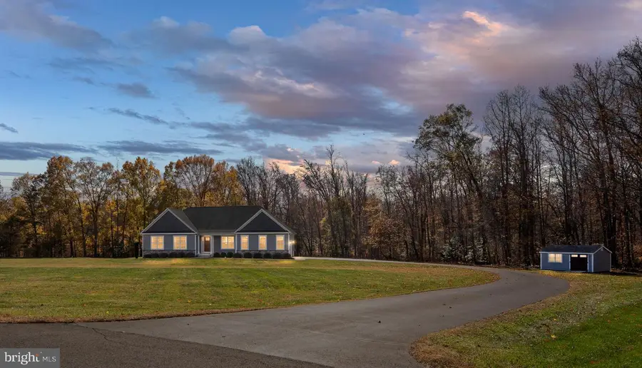 245 Saddle Ridge Ln, Fredericksburg, VA 22406 - Image #3