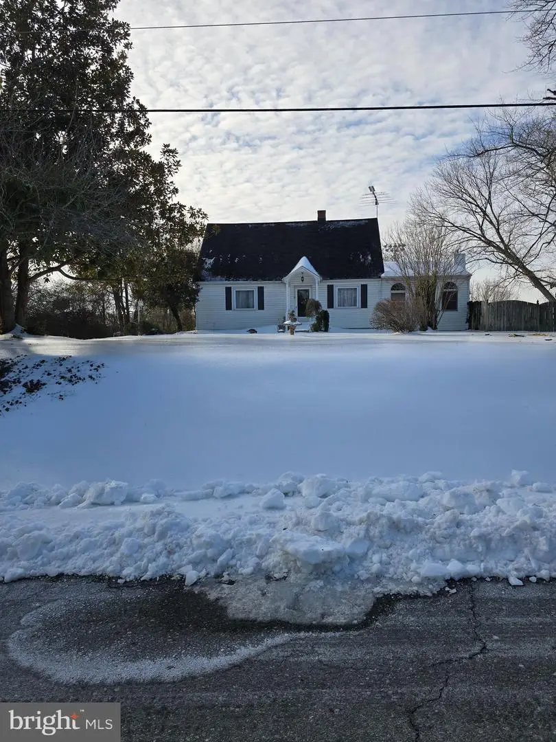 12 Porter Ln, Fredericksburg, VA 22405 - Image #1