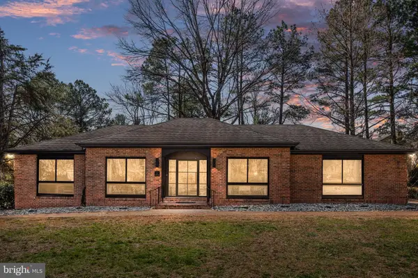 1 Walter Cir, FREDERICKSBURG, VA 22405