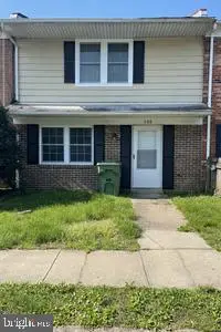 908 Bellows Ave, Fredericksburg, VA 22405 - #1