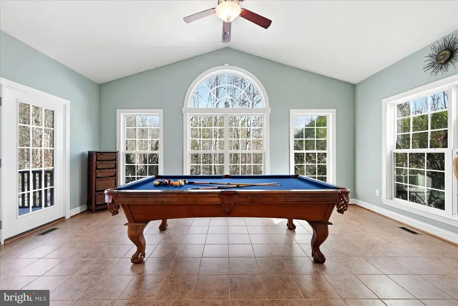 37 Serene Hills Dr, Fredericksburg, VA 22406 - #3