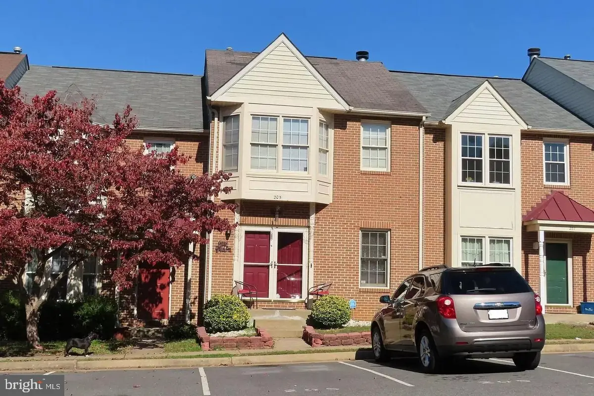 205 Braemar Pl, Fredericksburg, VA 22405 - Image #1