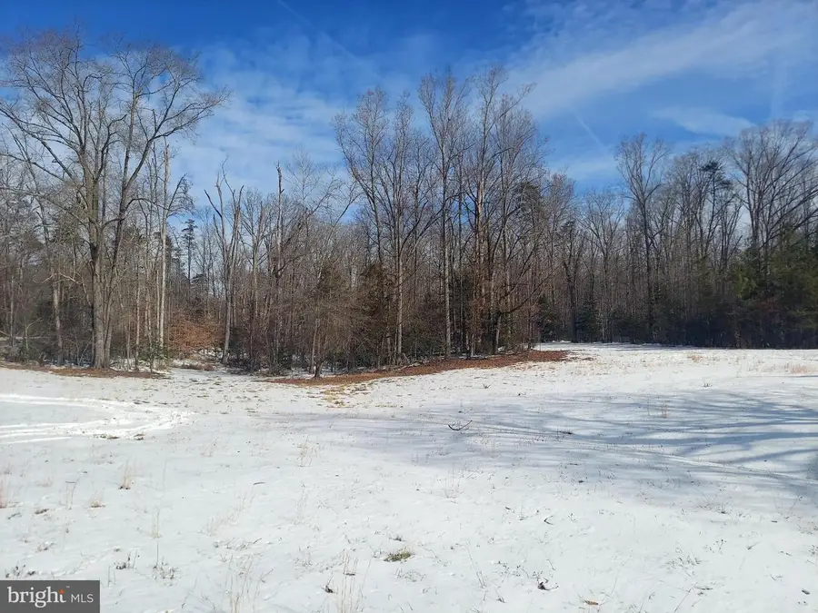 694 Mountain View Rd, Fredericksburg, VA 22406 - Image #3