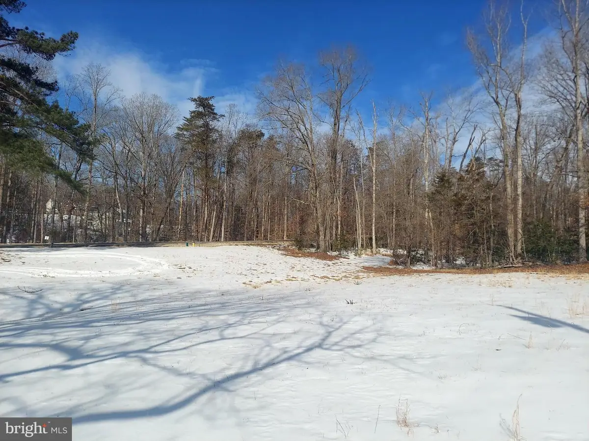 684 Mountain View Rd, Fredericksburg, VA 22406 - Image #1