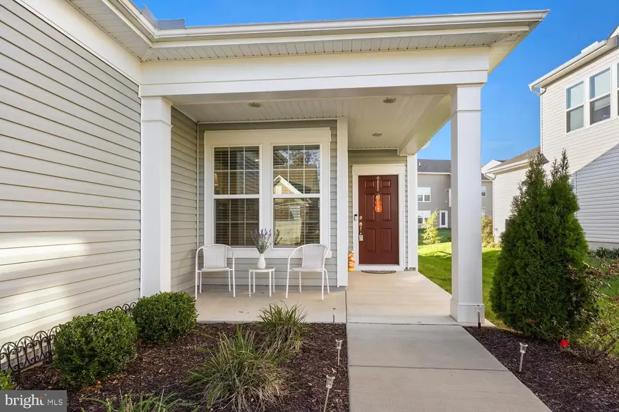 5934 Avery Point Dr, Fredericksburg, VA 22406 - #3