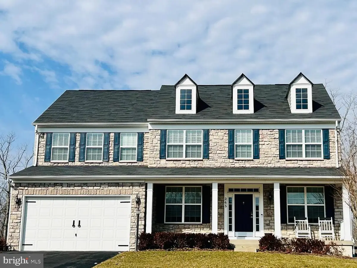 245 Perth Dr, Fredericksburg, VA 22405 - #1