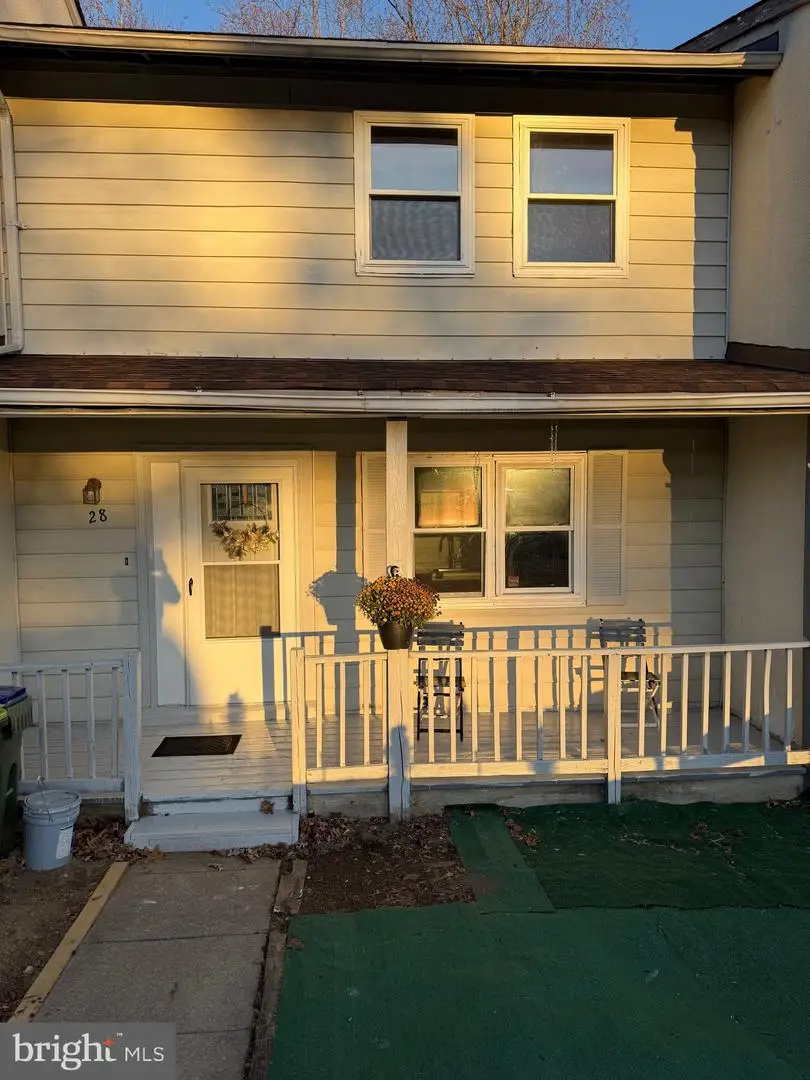 28 Wayside Ct, Stafford, VA 22554 - #2