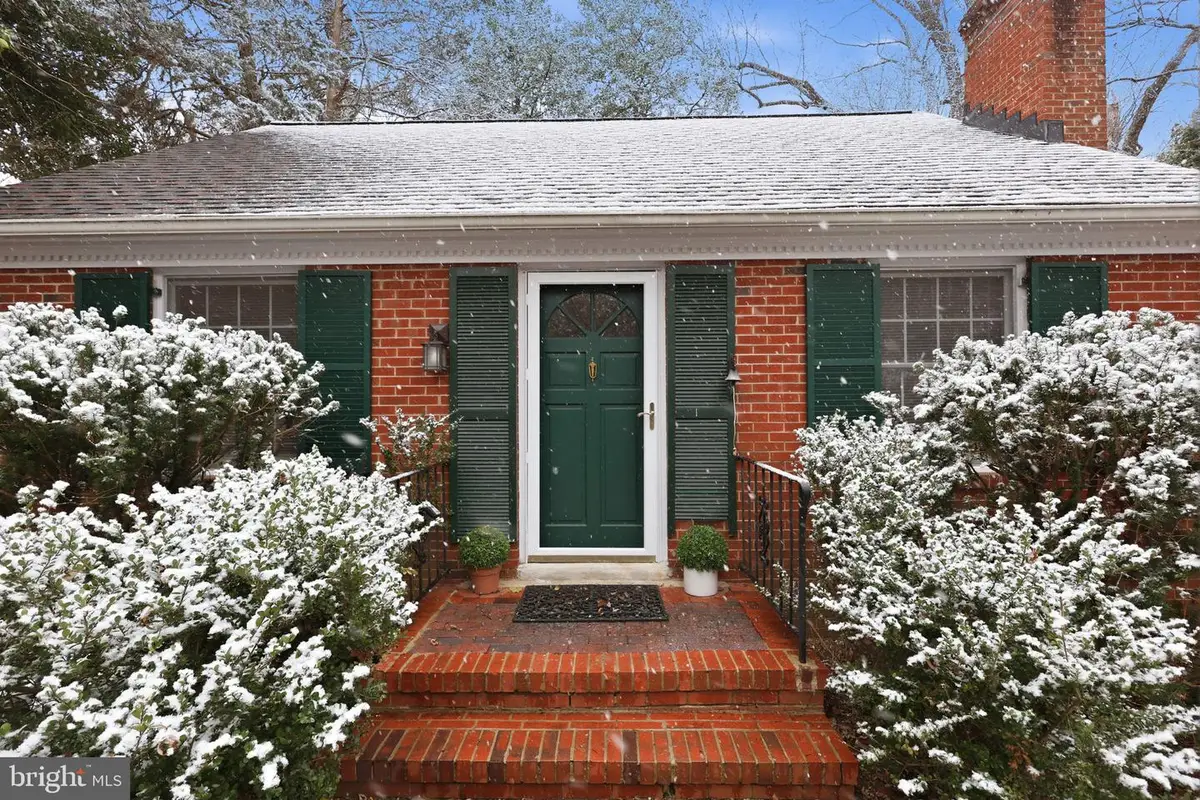 1007 Manning Dr, Fredericksburg, VA 22405 - #1