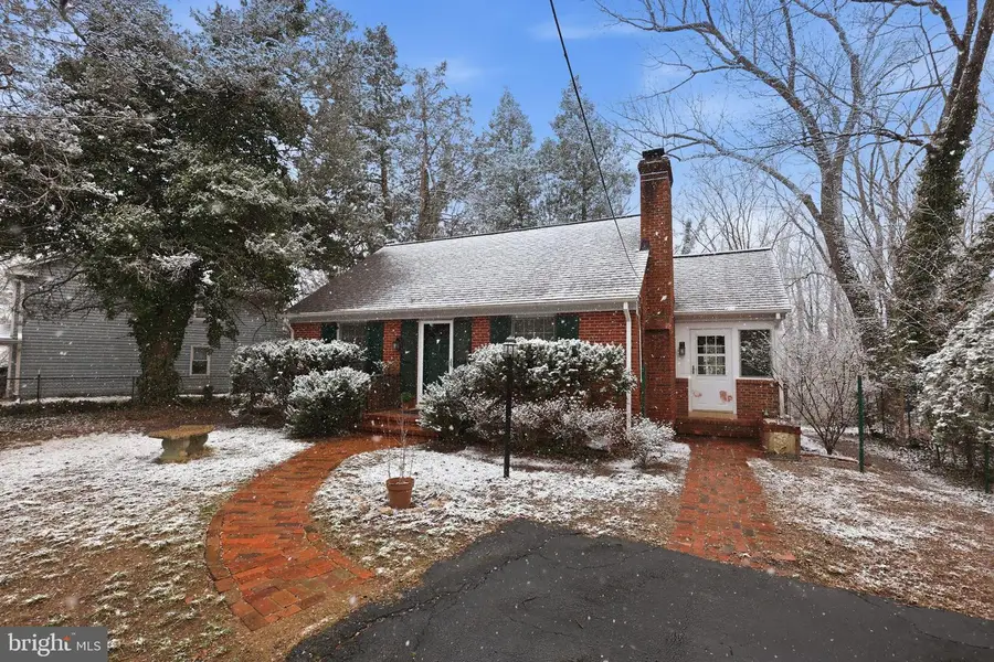 1007 Manning Dr, Fredericksburg, VA 22405 - #3