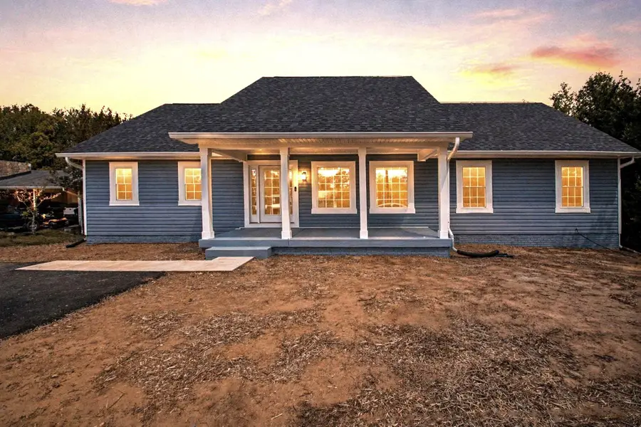 656 Truslow Rd, Fredericksburg, VA 22406 - #3