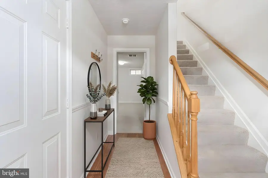 208 Regina Ln, Fredericksburg, VA 22405 - #2