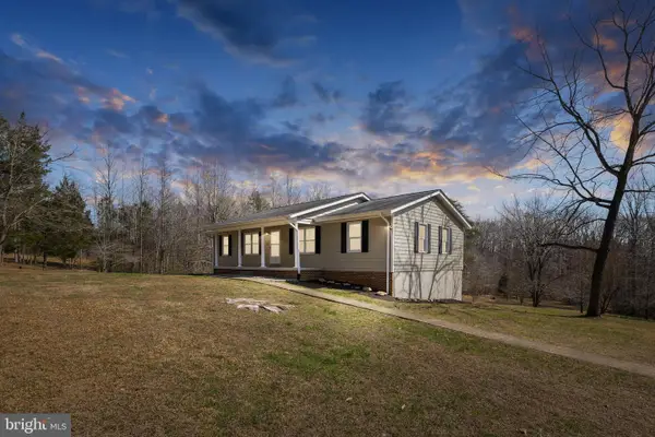 25 Old Farm Rd, FREDERICKSBURG, VA 22406