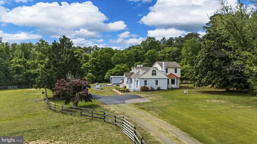 104 Rabbit Rd, Fredericksburg, VA 22405 - #2