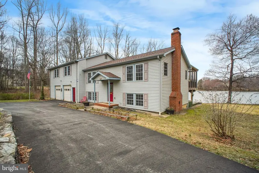 1022 Lakeview Dr, Stafford, VA 22556 - #2