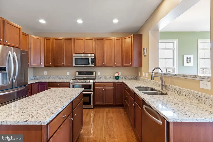 16 Banner Spring Cir, Stafford, VA 22554 - #2