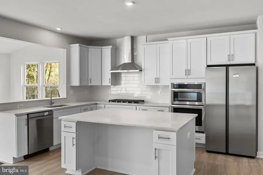 109 Hillsdale Dr, Fredericksburg, VA 22405 - #3