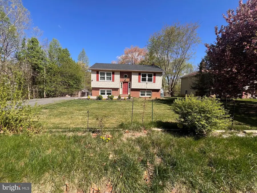 12 Mclaughlin St, Stafford, VA 22556 - #3