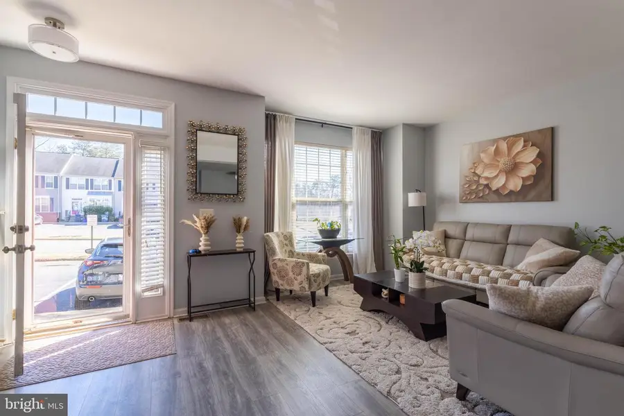 206 Hillside Ct, Stafford, VA 22554 - #3